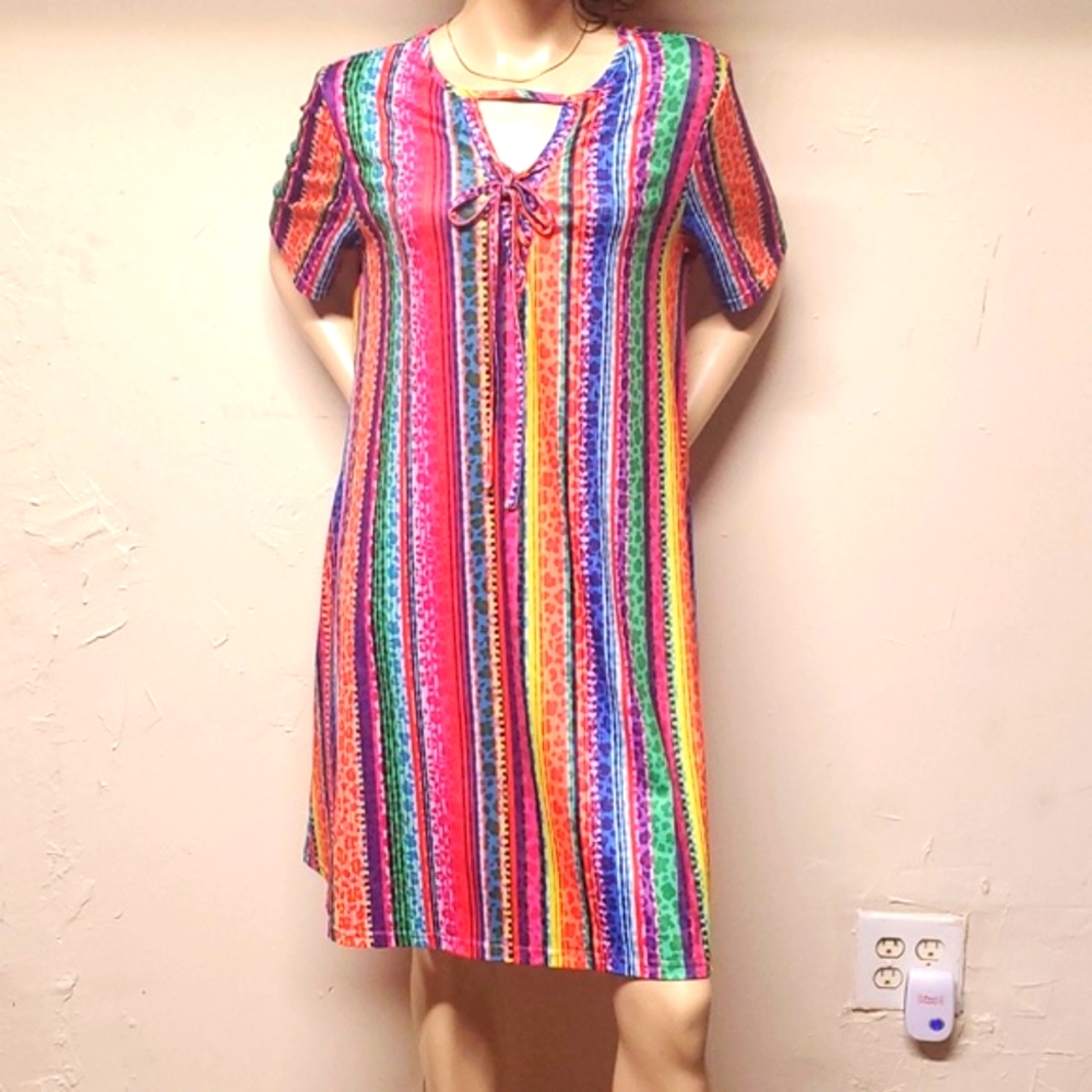 #0005- Southern Stitch 
Striped V-Neck 
Multicolor Dress 
With Pockets 
Size M
